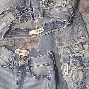 3 light blue jeans